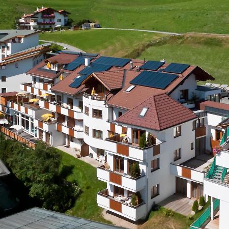 Hotel Garni Philipp Серфаус Экстерьер фото