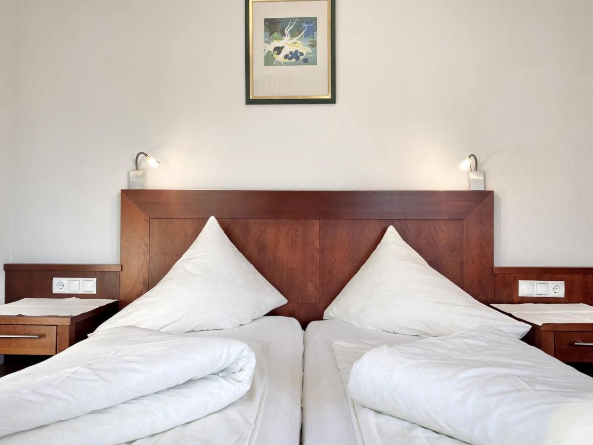 Hotel Garni Philipp Серфаус Экстерьер фото