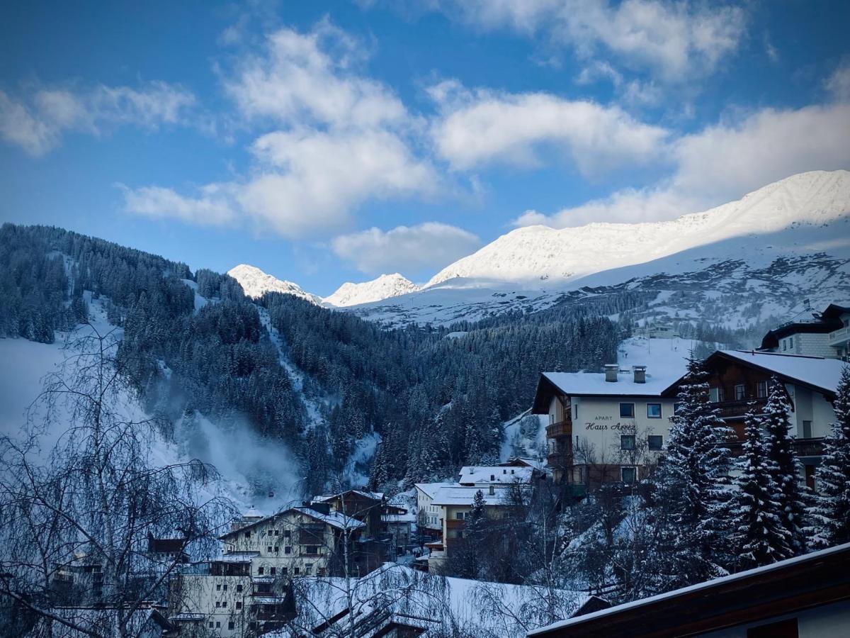 Hotel Garni Philipp Серфаус Экстерьер фото
