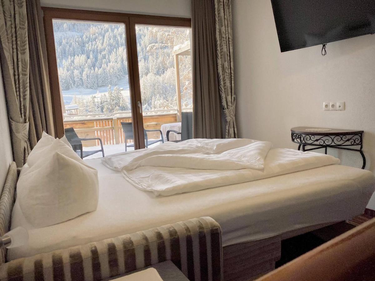 Hotel Garni Philipp Серфаус Экстерьер фото