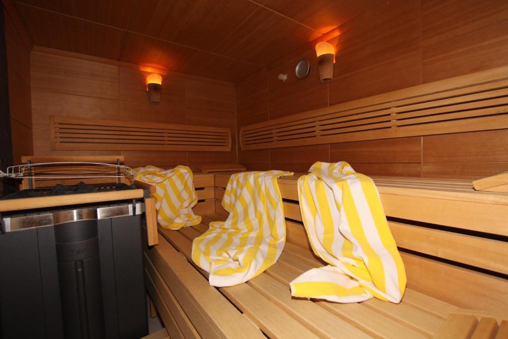Hotel Garni Philipp Серфаус Экстерьер фото